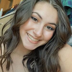 Meet your Posher, Ava